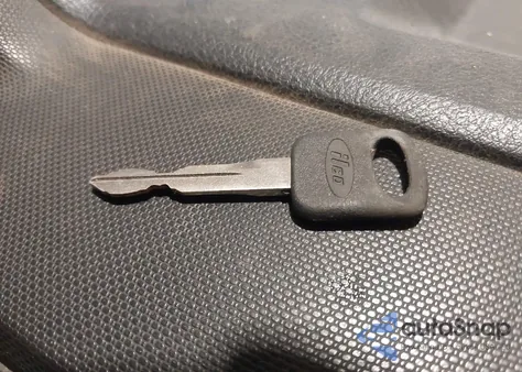 2010 Ford E-250 Commercial/Recreational из США, поврежденный, VIN 1FTNE2EW8ADA42023